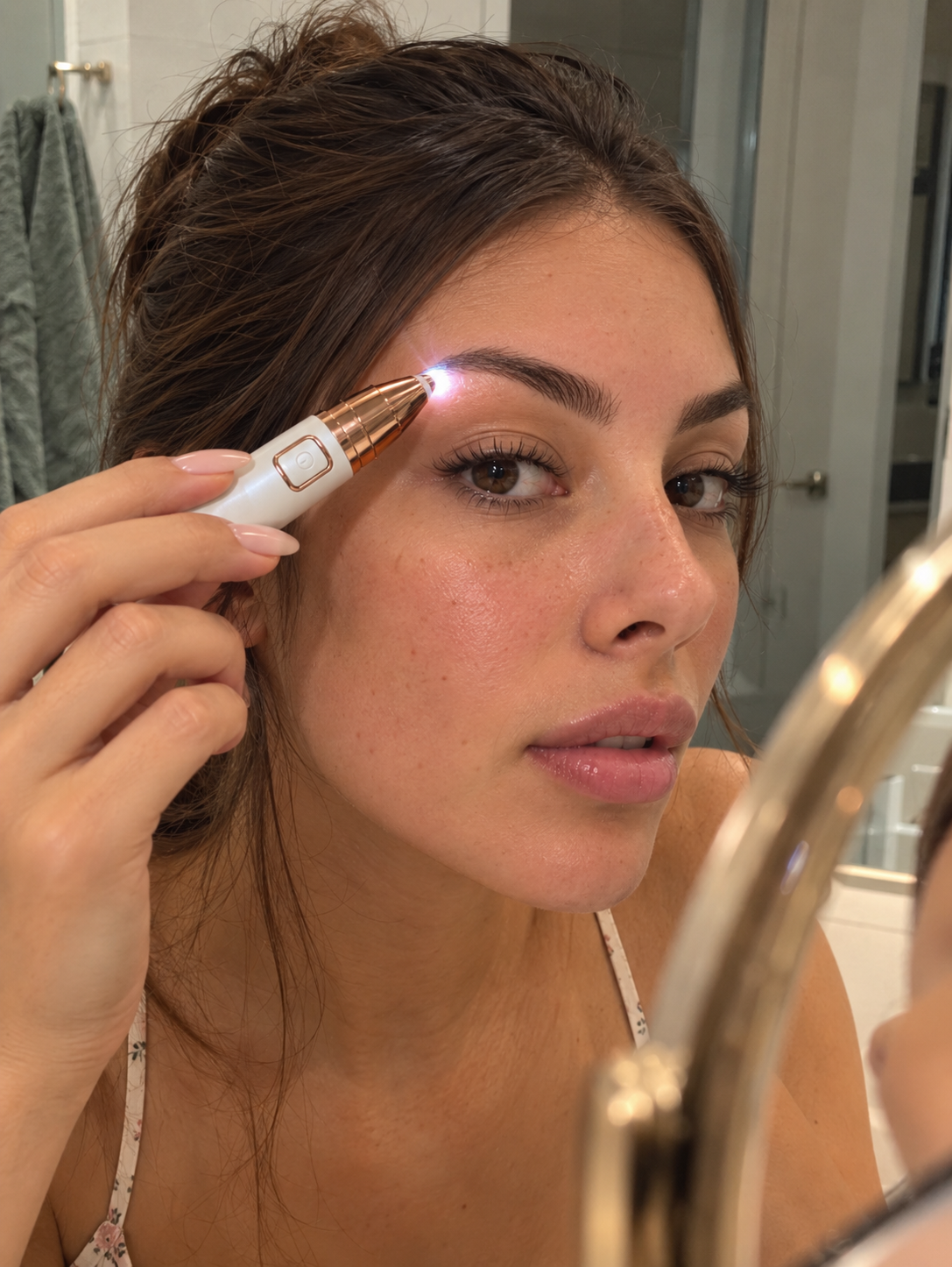 Electric Eyebrow Trimming Pencil – Lipstick Eyebrow Trimmer for Women